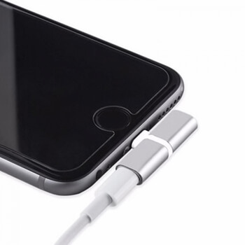 2v1 Adaptér a redukcia Lightning pre nabíjanie a slúchadlá Apple iPhone 7, 8 Plus, X, XS a ďalšie strieborná