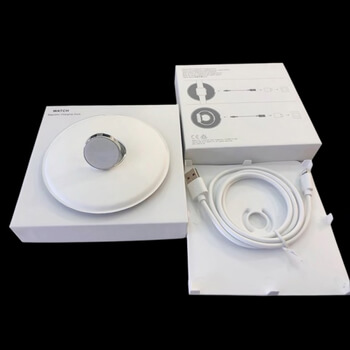 2v1 Magnetická bezdrôtová nabíjačka a stojan pre Apple Watch biela