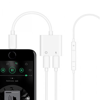 Adaptér s dvojitou redukciou Lightning pre nabíjanie a slúchadlá Apple iPhone 7, 8 Plus, X, XS a ďalšie čierny