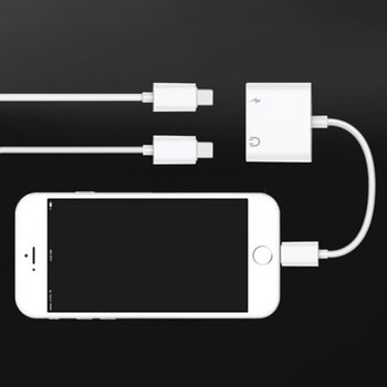 Adaptér s dvojitou redukciou Lightning pre nabíjanie a slúchadlá Apple iPhone 7, 8 Plus, X, XS a ďalšie strieborný