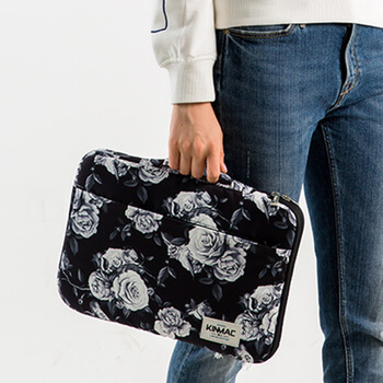 Prenosná taška s vreckami pre Apple MacBook Air 13" (2018-2020) - Biela ruža