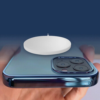2v1 Magnetická bezdrôtová nabíjačka pre Apple iPhone strieborná