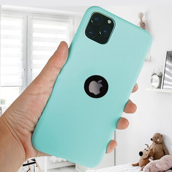 Silikónový matný obal s výrezom pre Apple iPhone 12 Pro - svetlo modrý