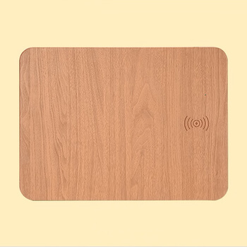 2v1 Bezdrôtová nabíjačka a podložka MagSafe pre Apple iPhone, Apple Watch, AirPods (7.séria) hnedá