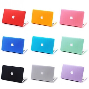 Plastový ochranný obal pre Apple MacBook Pro 16" (2021,M1) - čierny