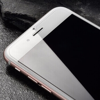 Ochranné tvrdené sklo pre Apple iPhone SE (2022)