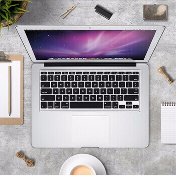 Silikónový ochranný obal na klávesnici US verzia pre Apple MacBook Pro 14" (2023, M3 Pro, M3 ) - čierny