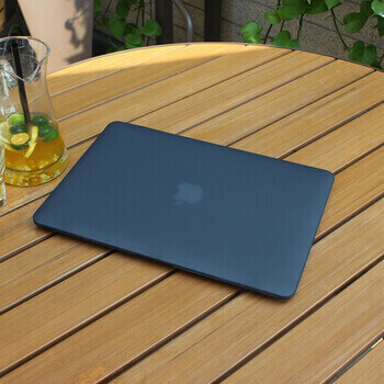 Plastový ochranný obal pre Apple MacBook Pro 14" (2023, M3 Pro, M3 ) - zelený