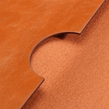 Ochranný kožený obal pre Apple MacBook Air 13,6" (2024, M3) - hnedý