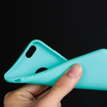 Silikónový matný obal s výrezom pre Apple iPhone 7 - tmavo modrý