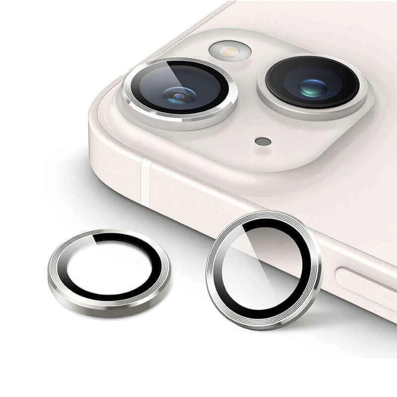 Metalické ochranné sklo na šošovku fotoaparátu a kamery pre Apple iPhone 15 Pro - strieborné
